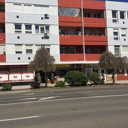Marika Apartman Hajdúszoboszló Exterior foto